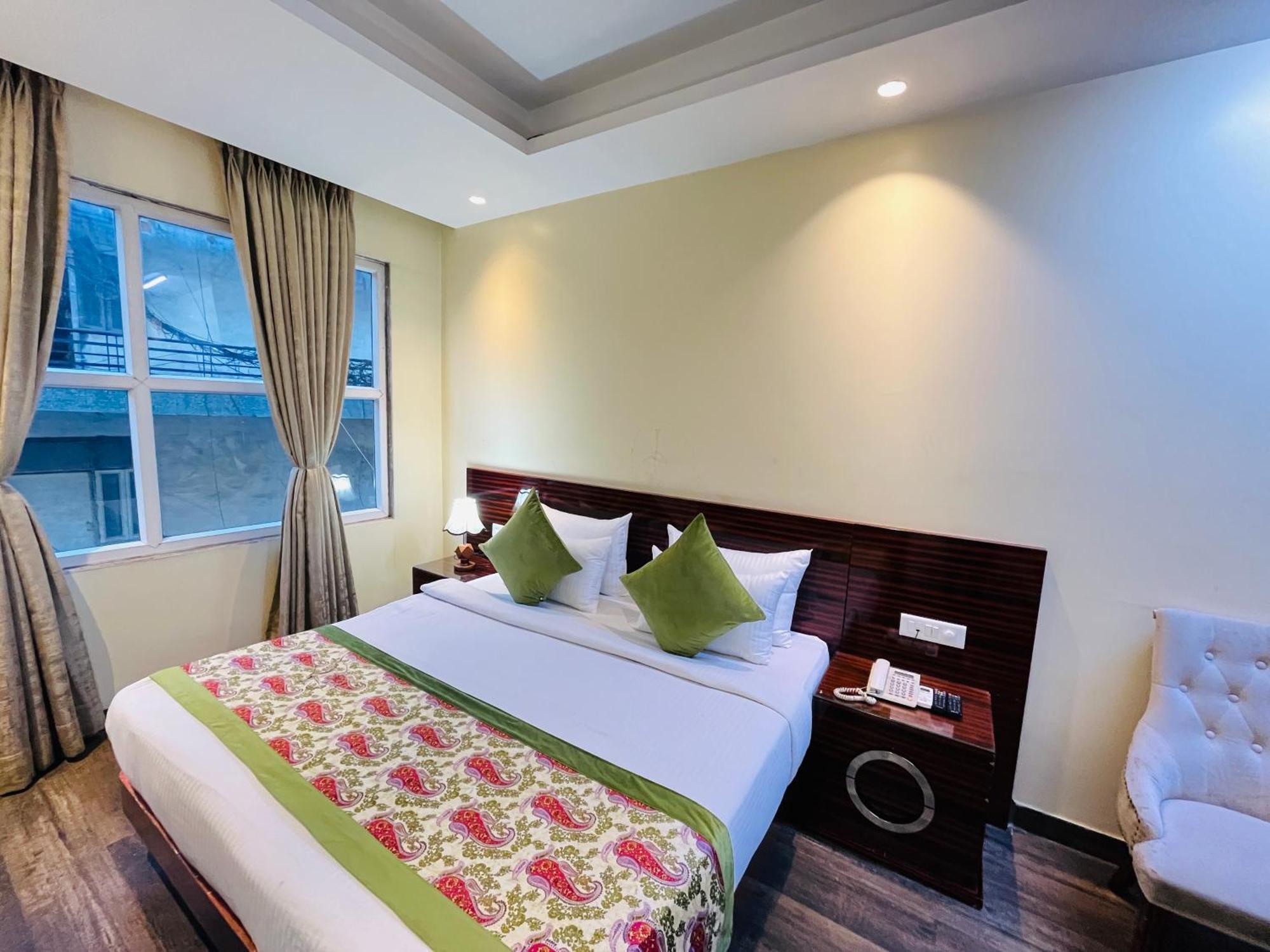 ניו דלהי Hotel Banz Near Indira Gandhi Airport Delhi מראה חיצוני תמונה